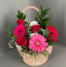 Цветочная композиция из Розы, Хризантемы и Герберы в корзине #REPLACE_PRED# Кыштыме